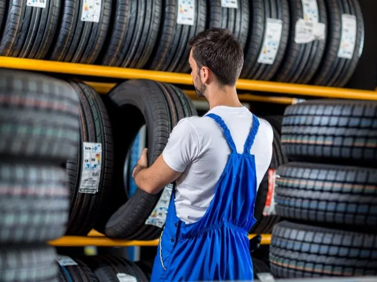 İzmit Oto Lastikçi